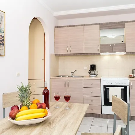 Nest Apartment Laganas